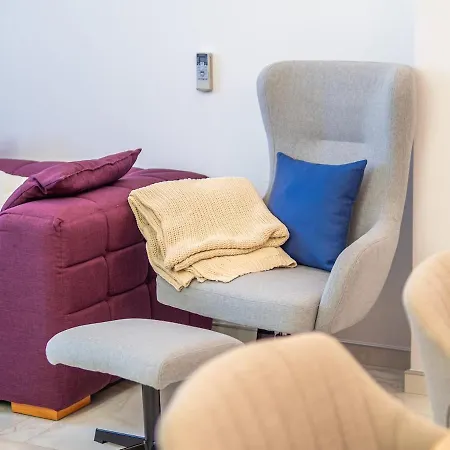 شقة New High End Modern Bright 2br Center *